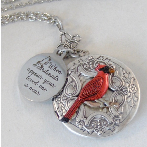 Cardinal Locket Cardinal Necklace Cardinal Locket Silver Antique Memorial Vintag - Picture 2 of 3